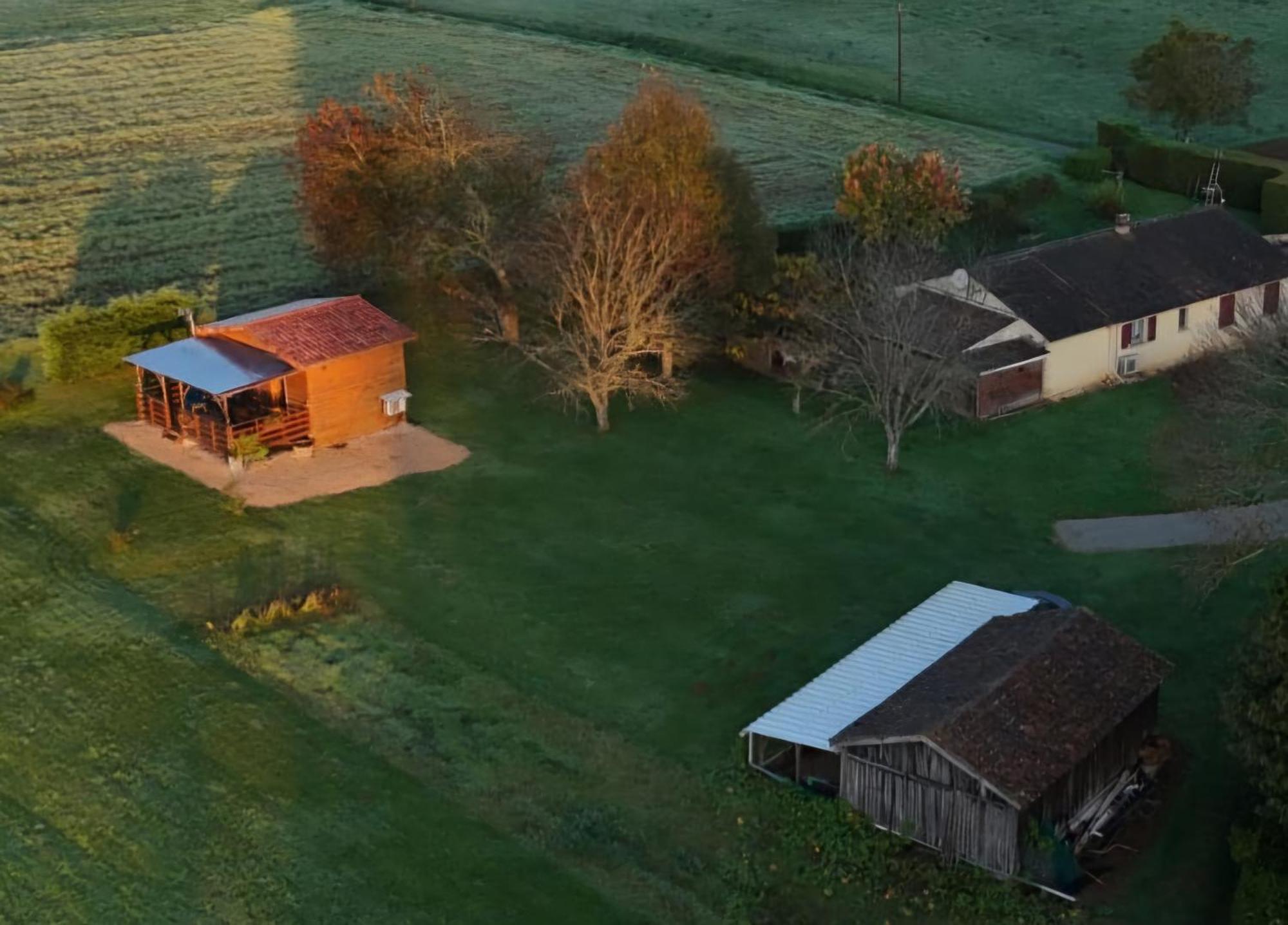 Le Chalet Douillet Saint-Genies Bagian luar foto