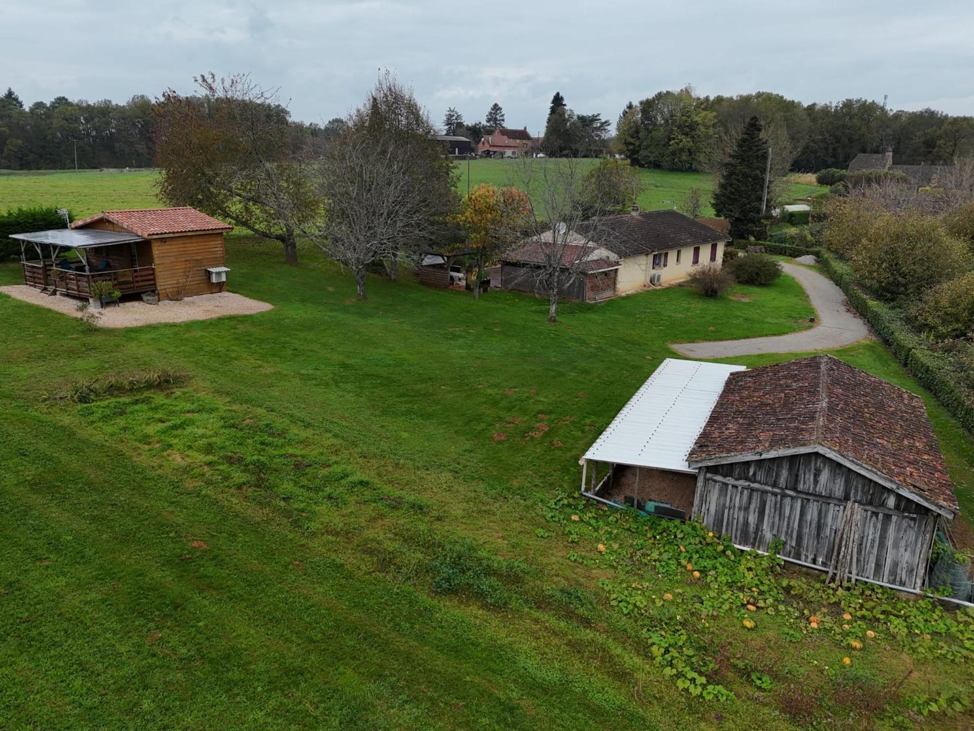 Le Chalet Douillet Saint-Genies Bagian luar foto